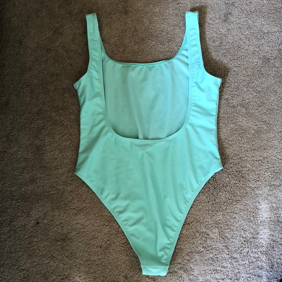 ☀️ One Piece - Picture 2 of 2